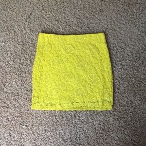 Yellow Lace Tight Skirt